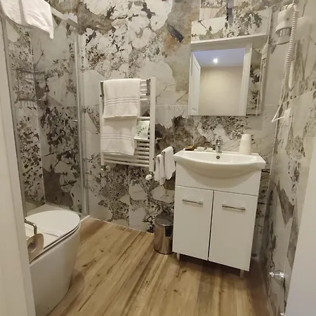 Residenza Maggiore 10 - - Oda ve Kahvaltı *